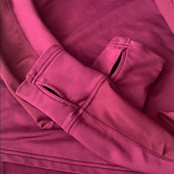 Women’s Nike Quarter-Zip Running Jacket - Picture 2 of 5